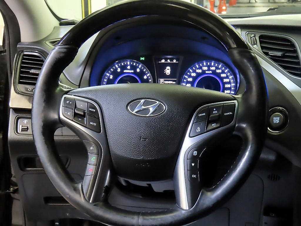 HYUNDAI Grandeur - Vista 8