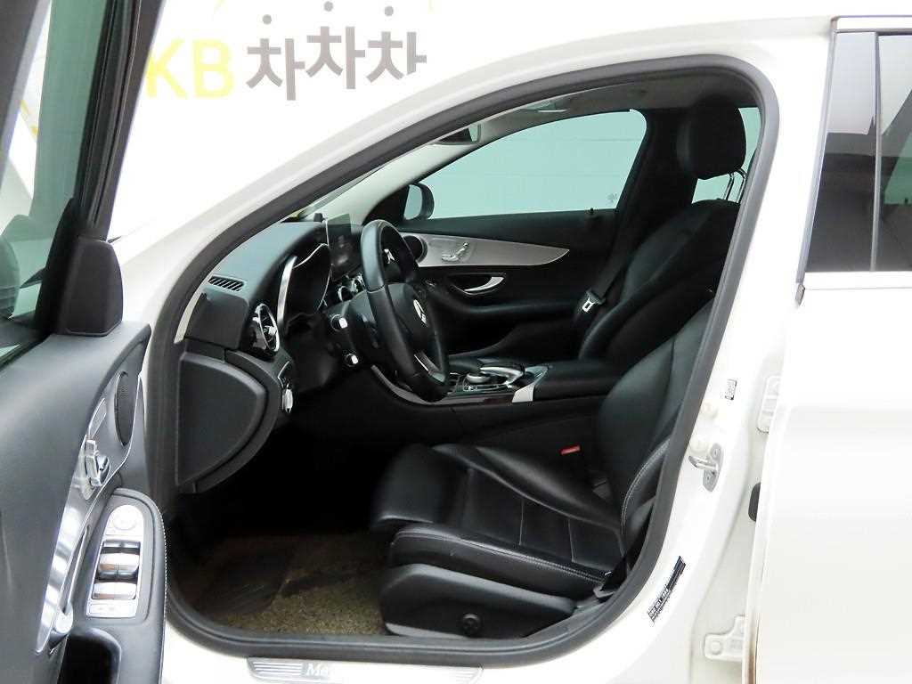 Mercedes Benz C Class - Vista 12