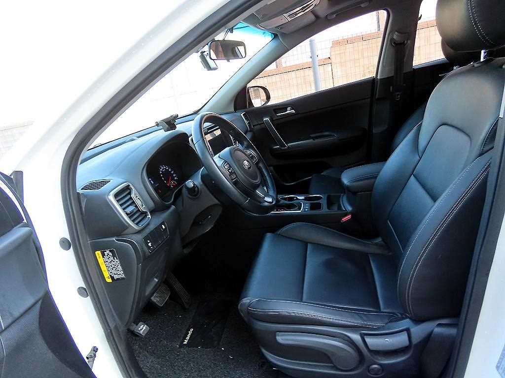 KIA Sportage - Vista 5