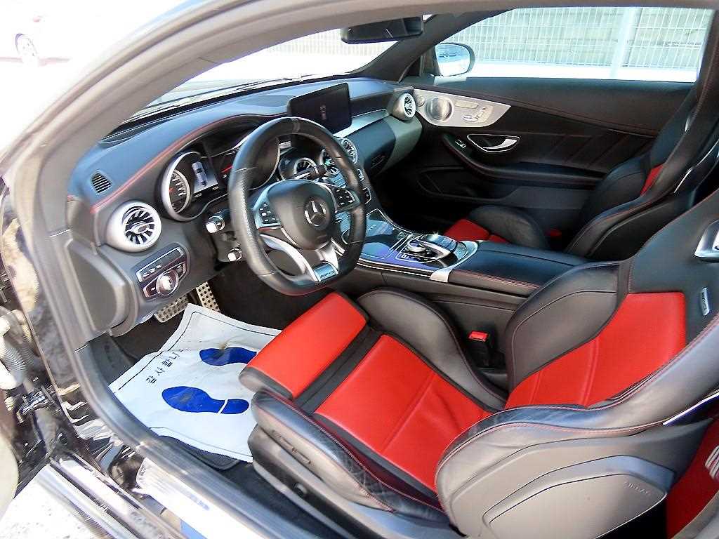 Mercedes Benz C Class - Vista 6