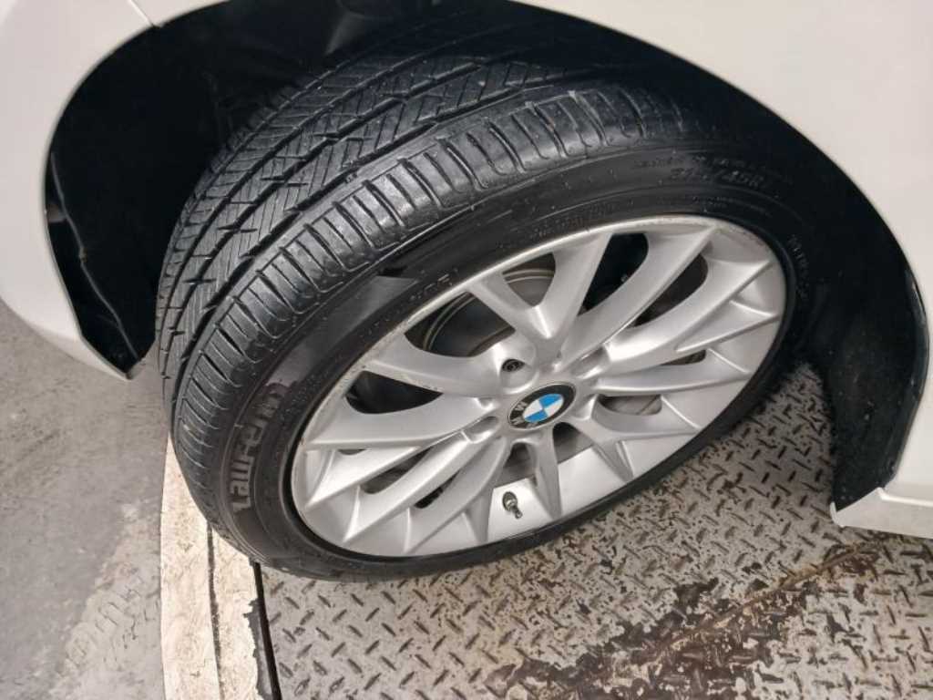 BMW 1 series 2015 Blanco - Importación desde Corea - HF Imports Iquique - Foto 20