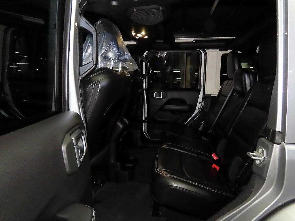 Jeep Wrangler - Vista 7