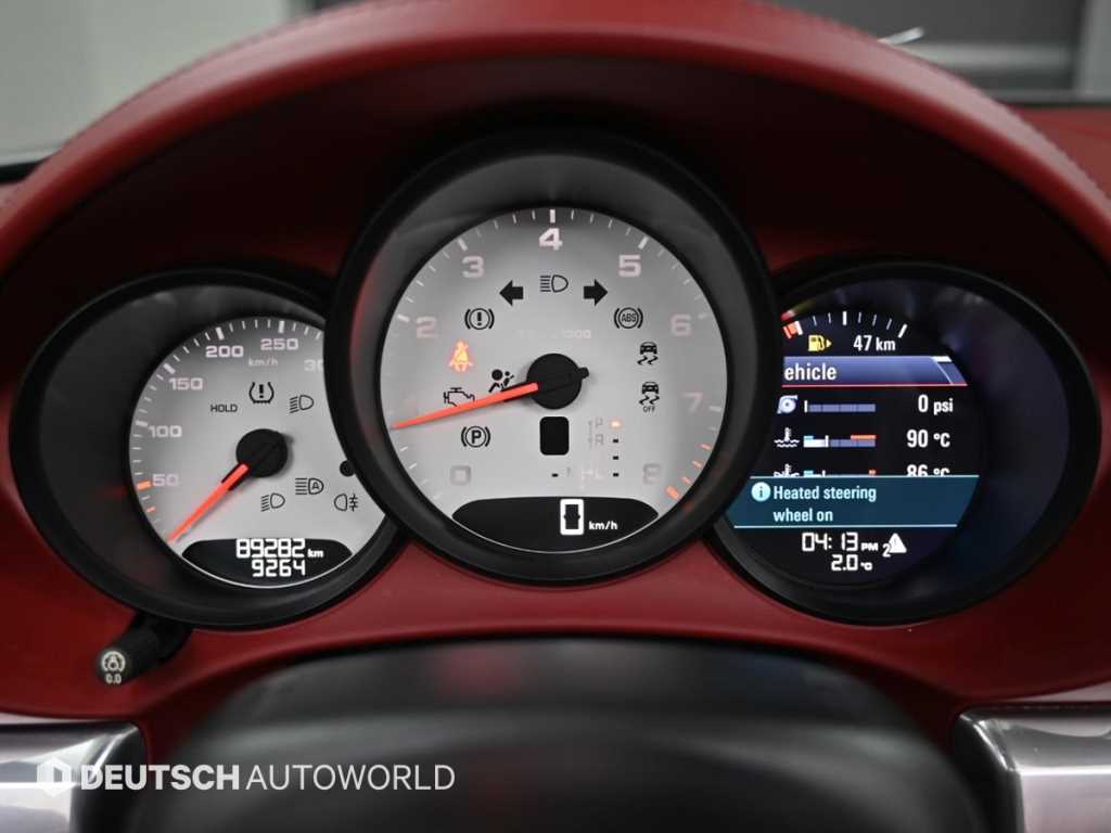 Porsche 718 - Vista 8