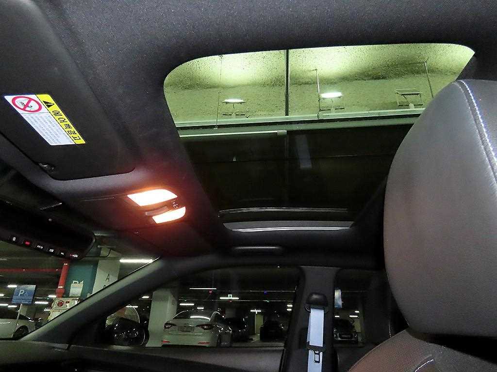 HYUNDAI Veloster 2019 Negro - Importación desde Corea - HF Imports Iquique - Foto 17