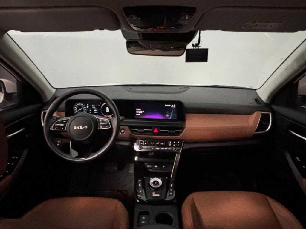 KIA Seltos - Vista 6