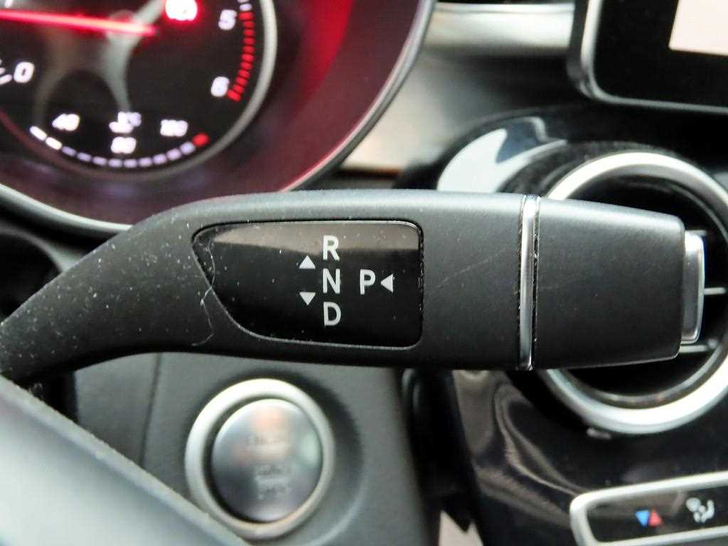 Mercedes Benz C Class - Vista 10