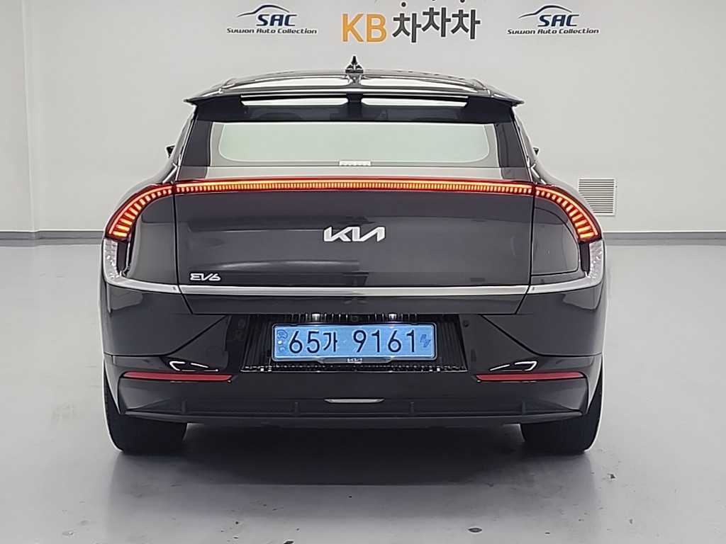 KIA EV6 - Vista 4