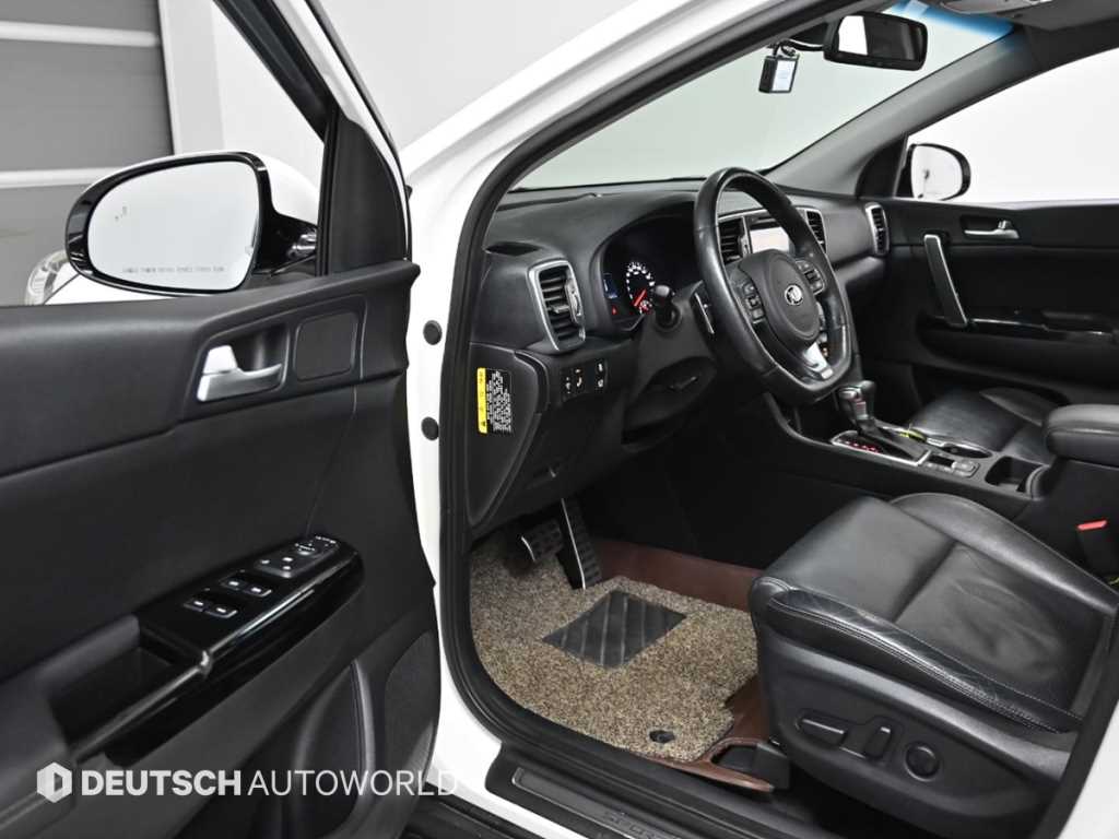 KIA Sportage - Vista 11