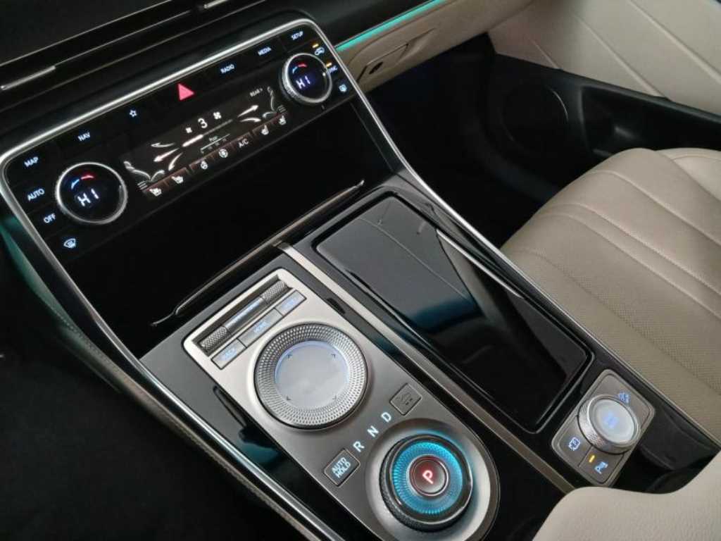 Genesis GV80 2021 Blanco - Importación desde Corea - HF Imports Iquique - Foto 15