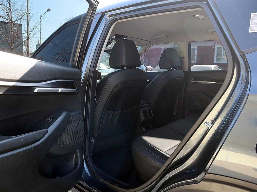 KIA Seltos - Vista 7