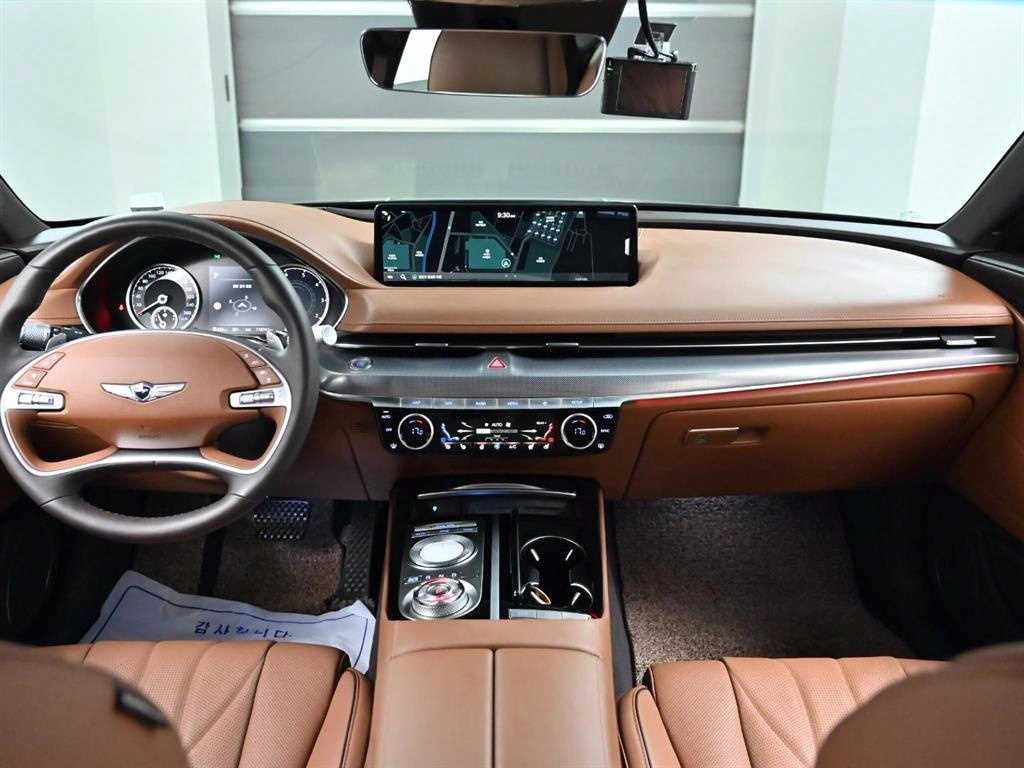 Genesis G80 - Vista 7