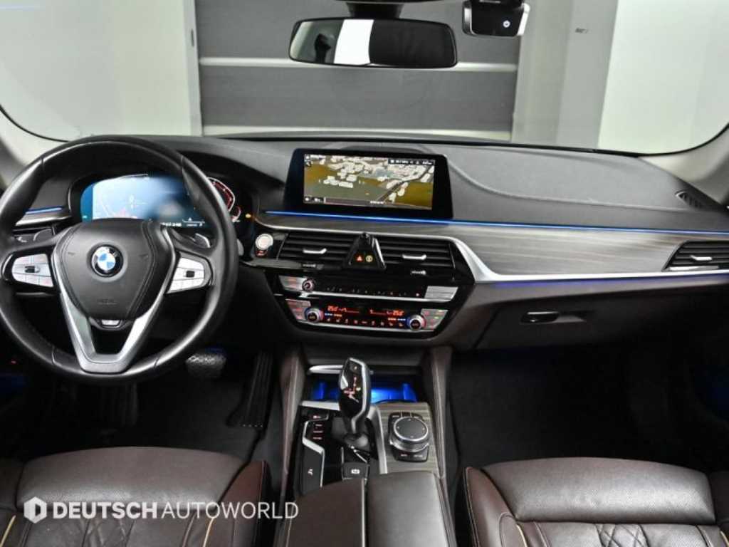BMW 5 Series - Vista 7