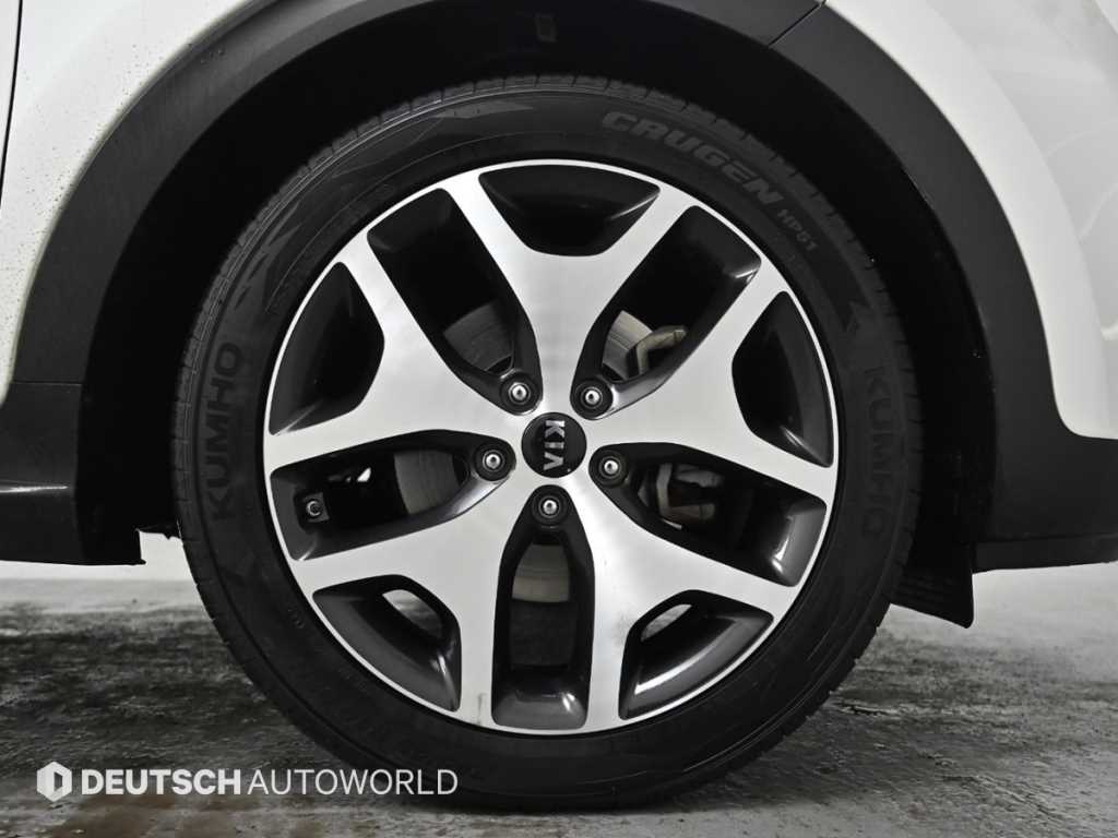 KIA Sportage - Vista 5