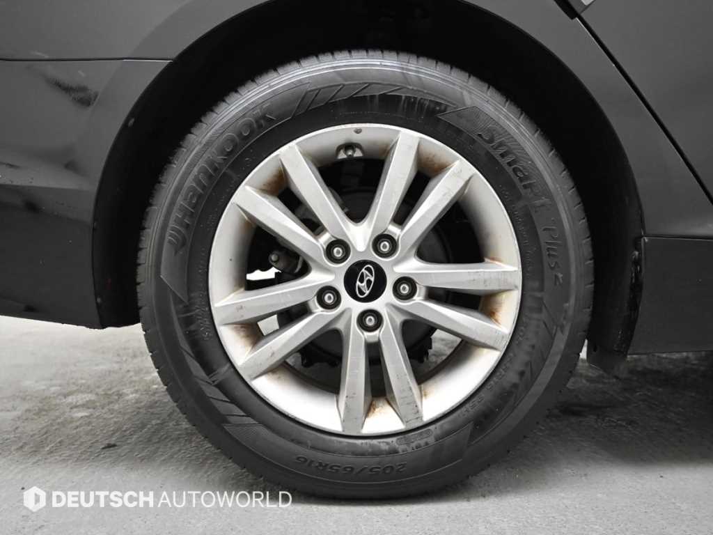 HYUNDAI Sonata - Vista 5