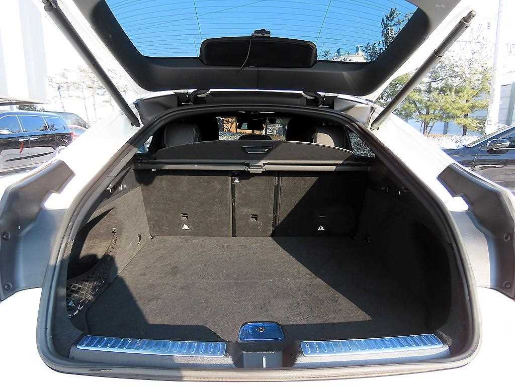 Mercedes Benz GLC Class 2019 Blanco - Importación desde Corea - HF Imports Iquique - Foto 16