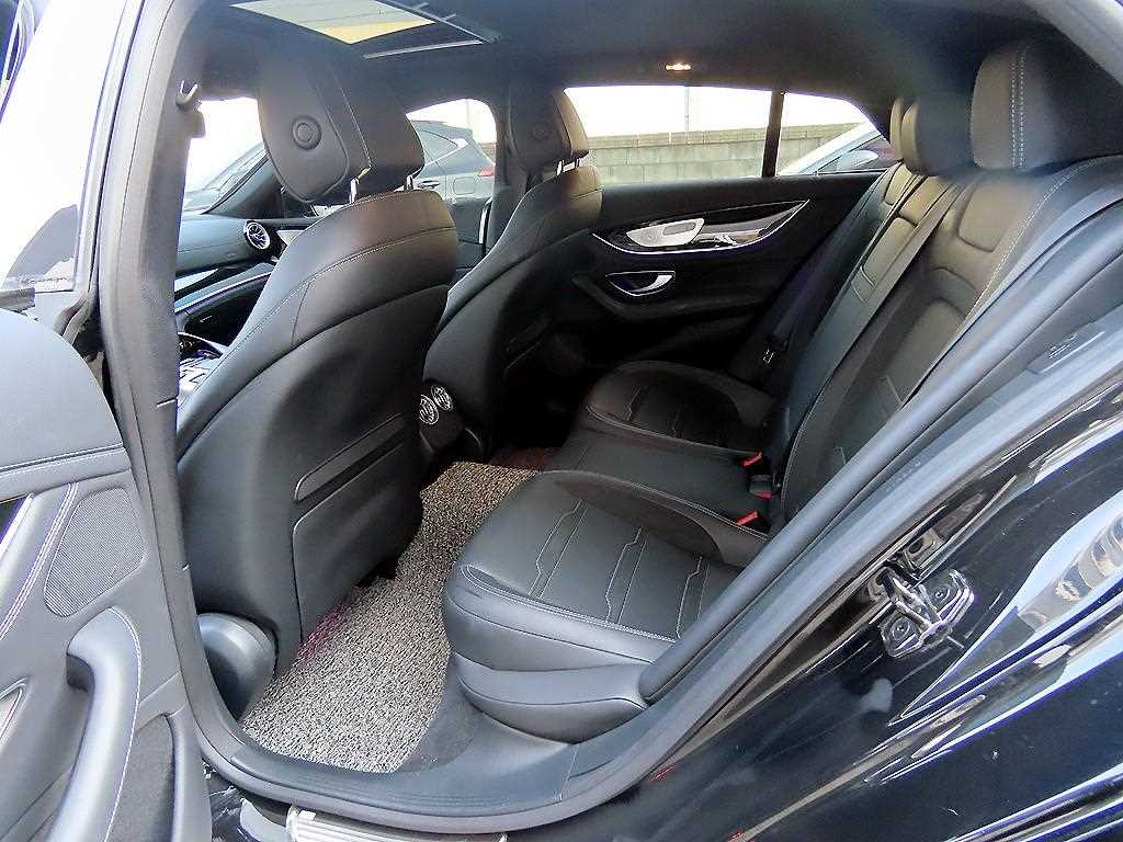 Mercedes Benz AMG GT - Vista 6