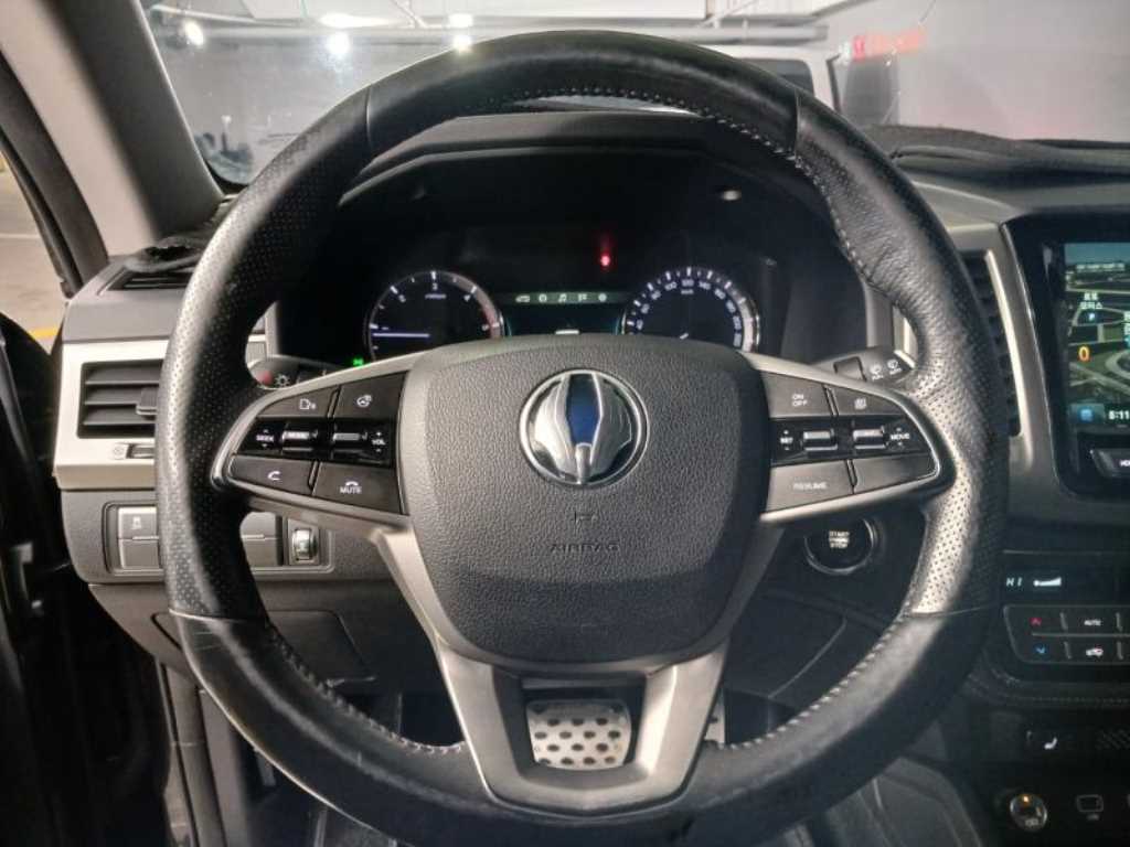 Ssangyong Rexton - Vista 11