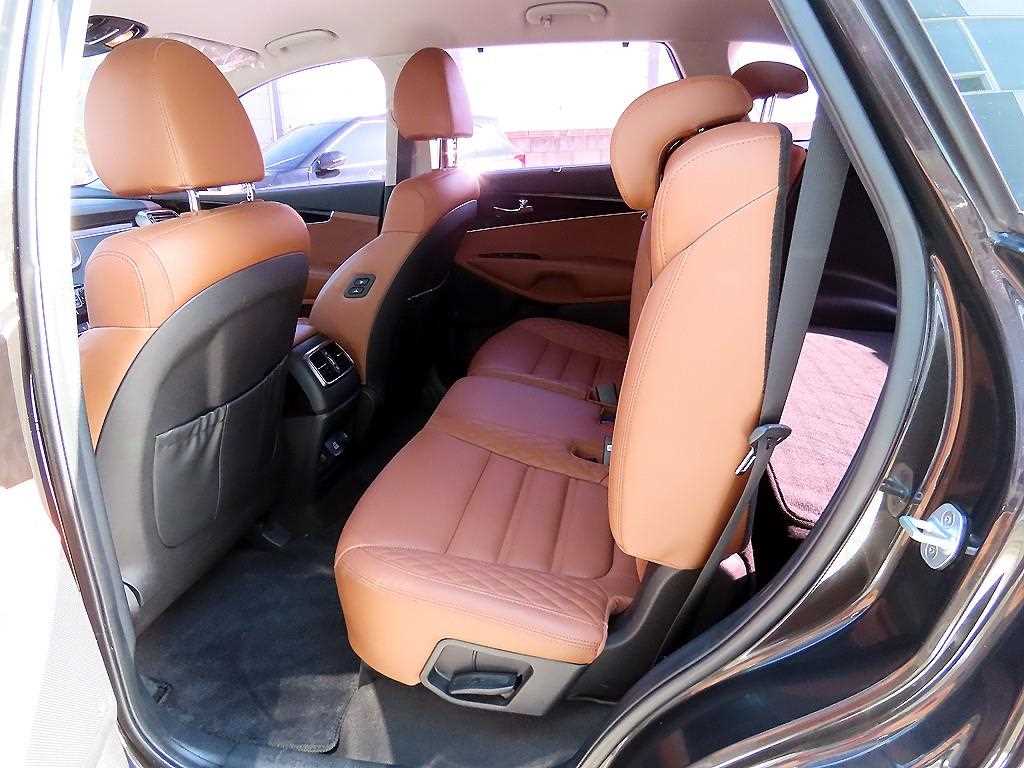 KIA Sorento - Vista 6