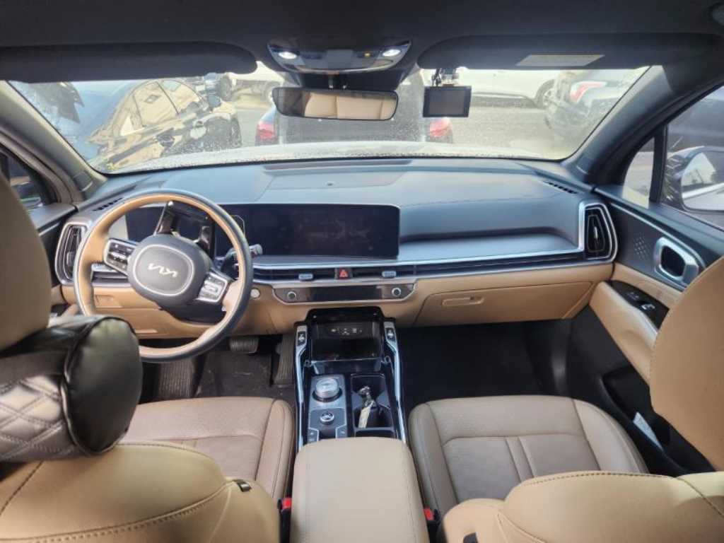 KIA Sorento - Vista 9