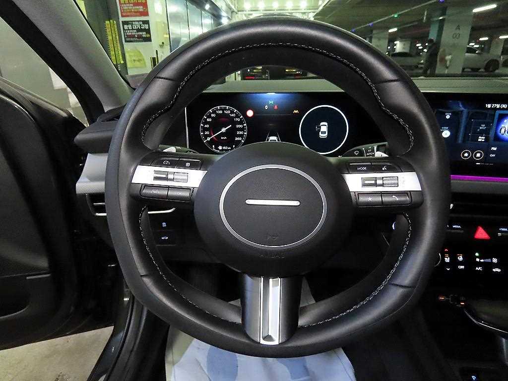 HYUNDAI Sonata - Vista 8