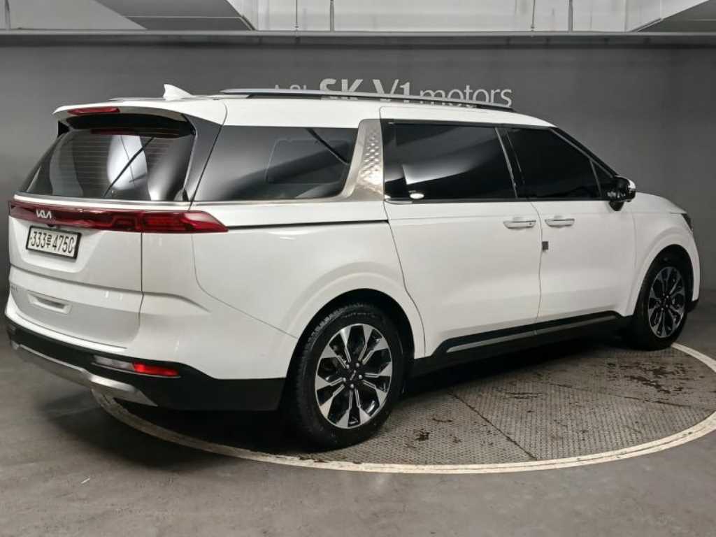 KIA Carnival - Vista 4