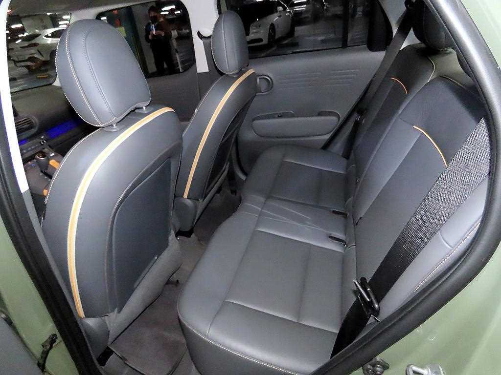 HYUNDAI Casper - Vista 7