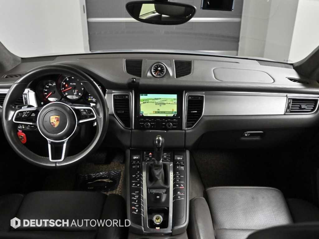 Porsche Macan - Vista 7