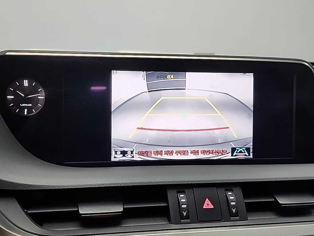 Lexus ES 2019 Gris - Importación desde Corea - HF Imports Iquique - Foto 16