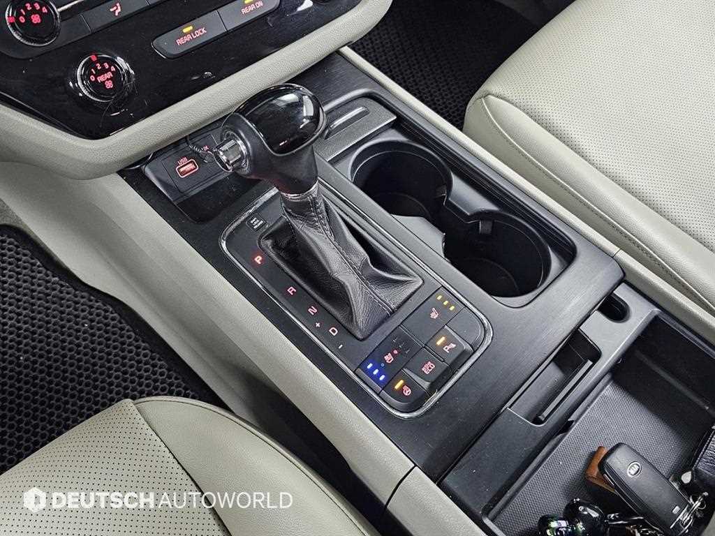 KIA Carnival - Vista 9