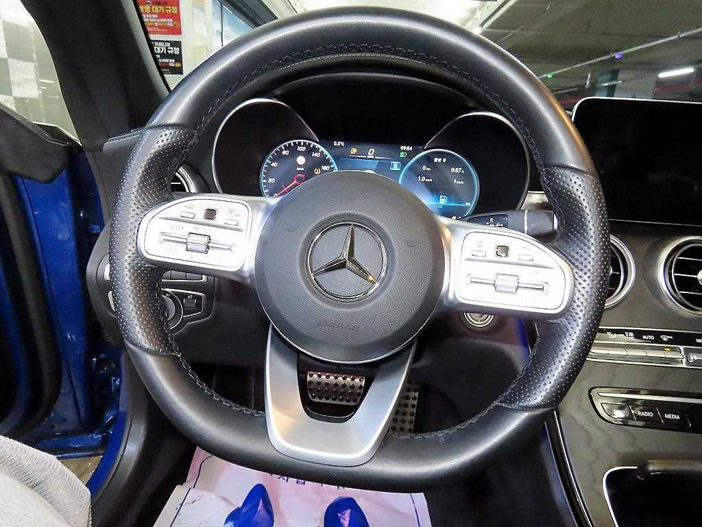 Mercedes Benz C Class - Vista 11