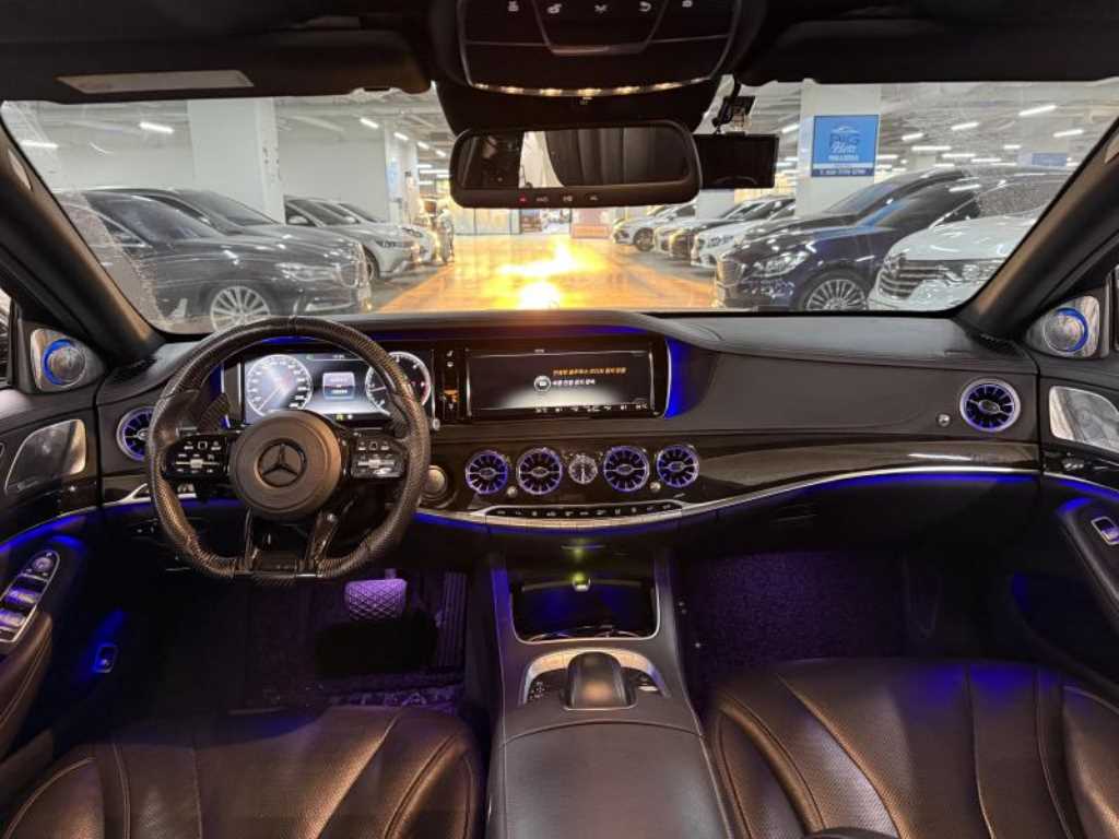 Mercedes Benz S Class - Vista 5