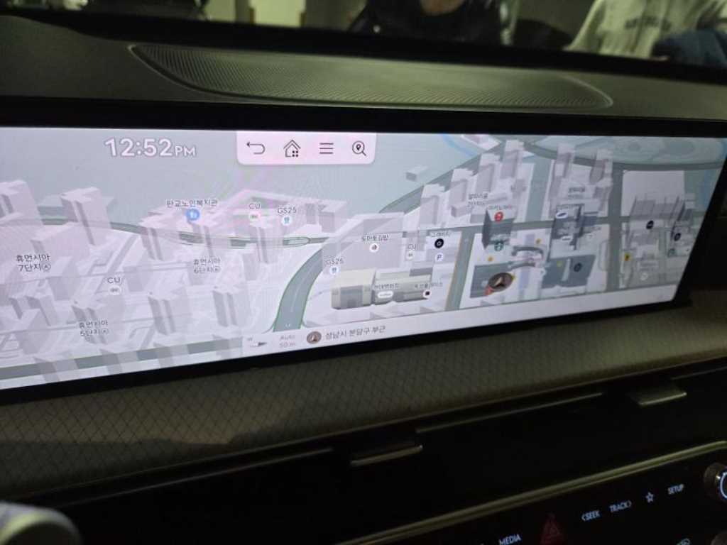 Genesis GV80 - Vista 10