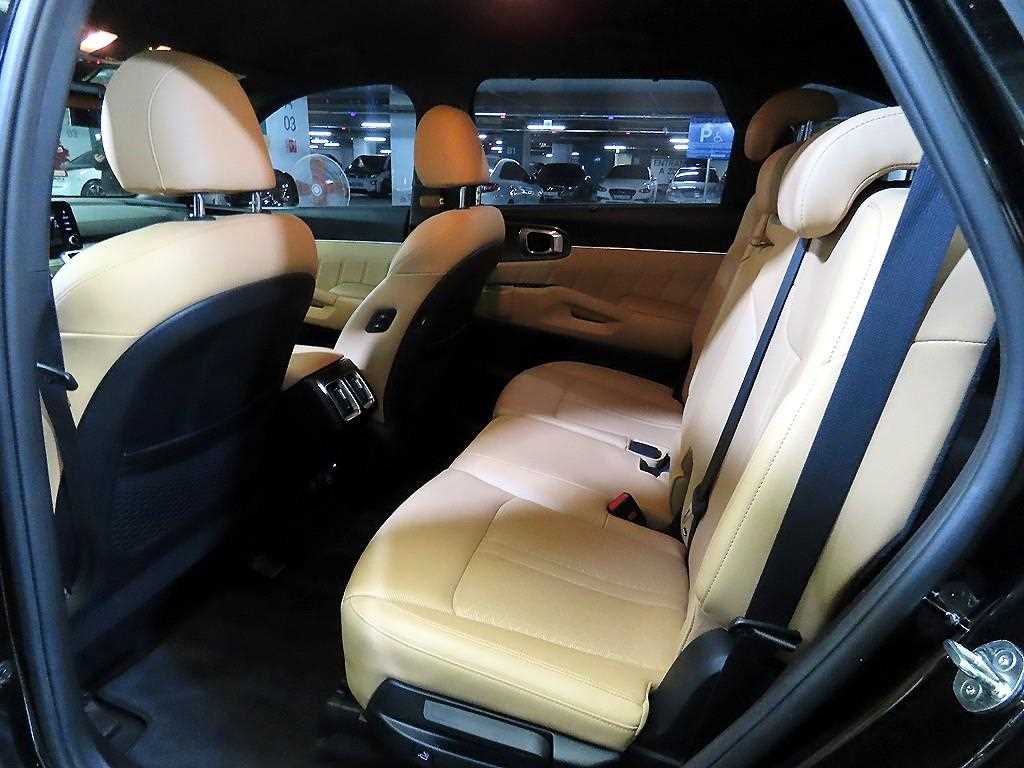 KIA Sorento - Vista 7
