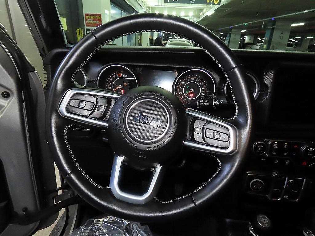 Jeep Wrangler - Vista 8