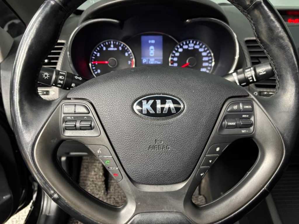 KIA K3 - Vista 12