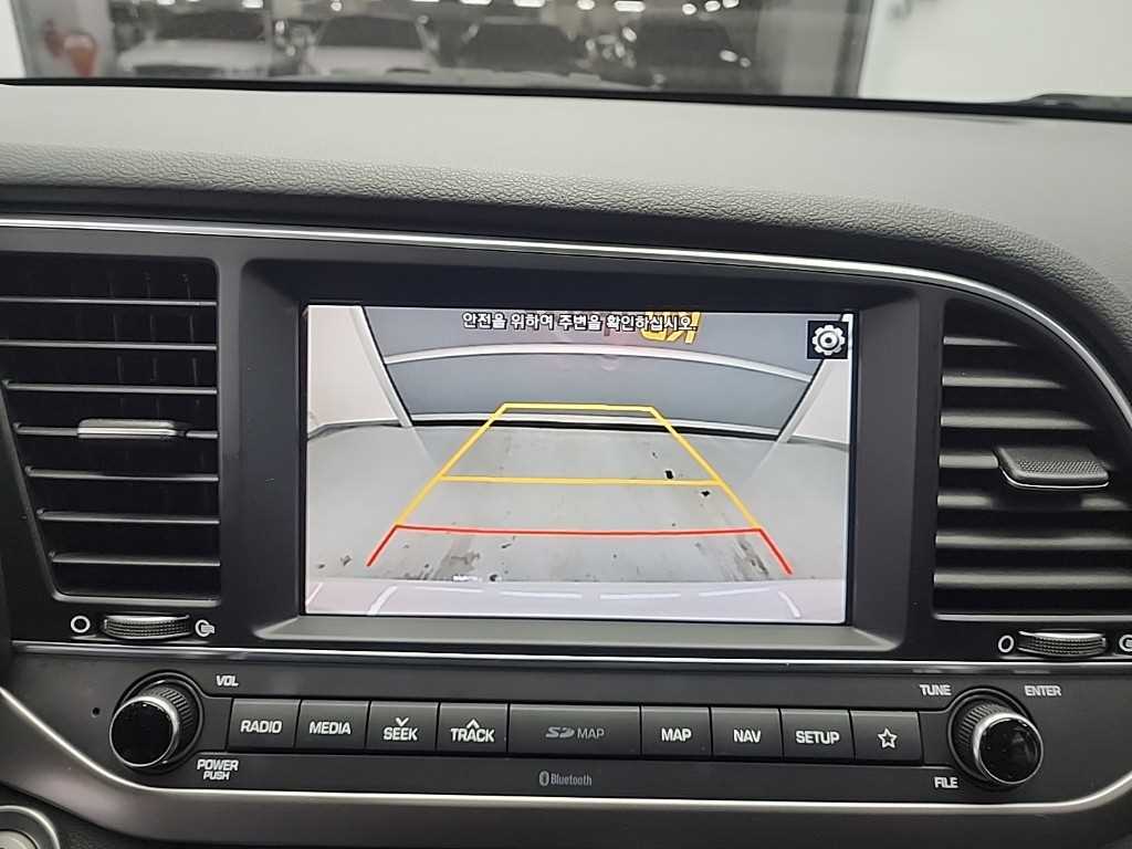 HYUNDAI Avante 2018 - Importación desde Corea - HF Imports Iquique - Foto 14