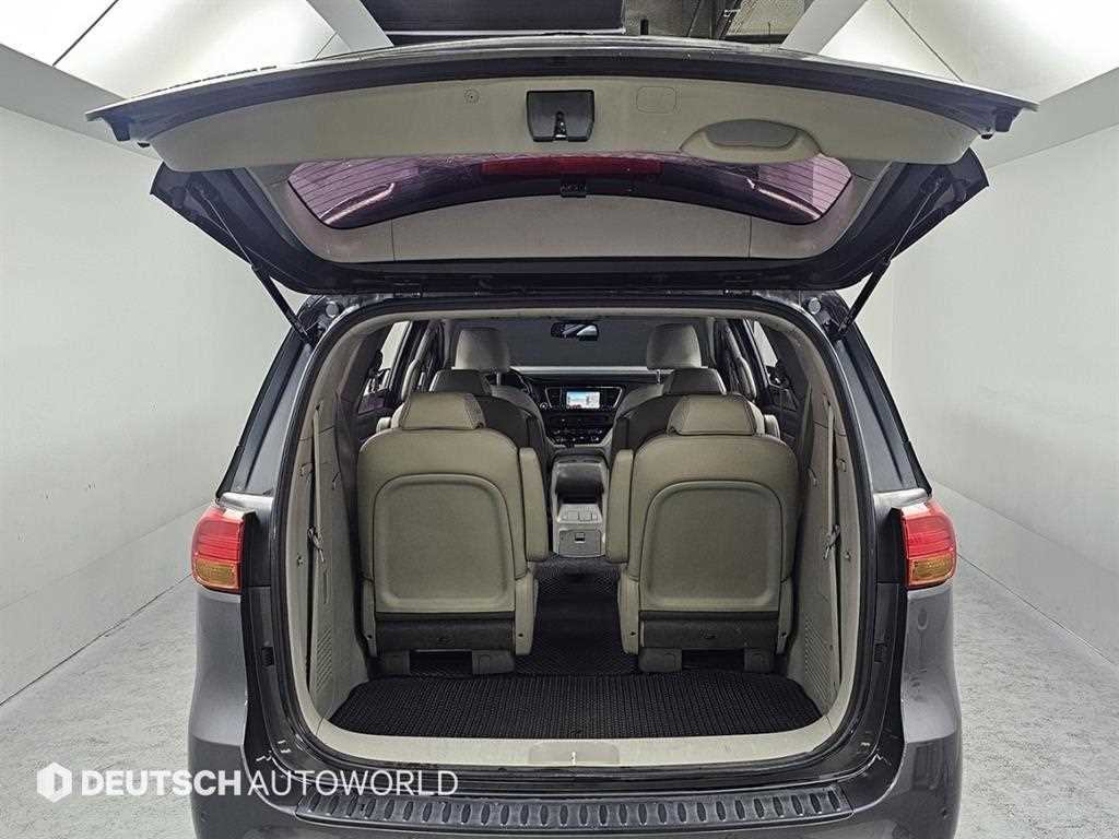 KIA Carnival 2016 Gris - Importación desde Corea - HF Imports Iquique - Foto 20