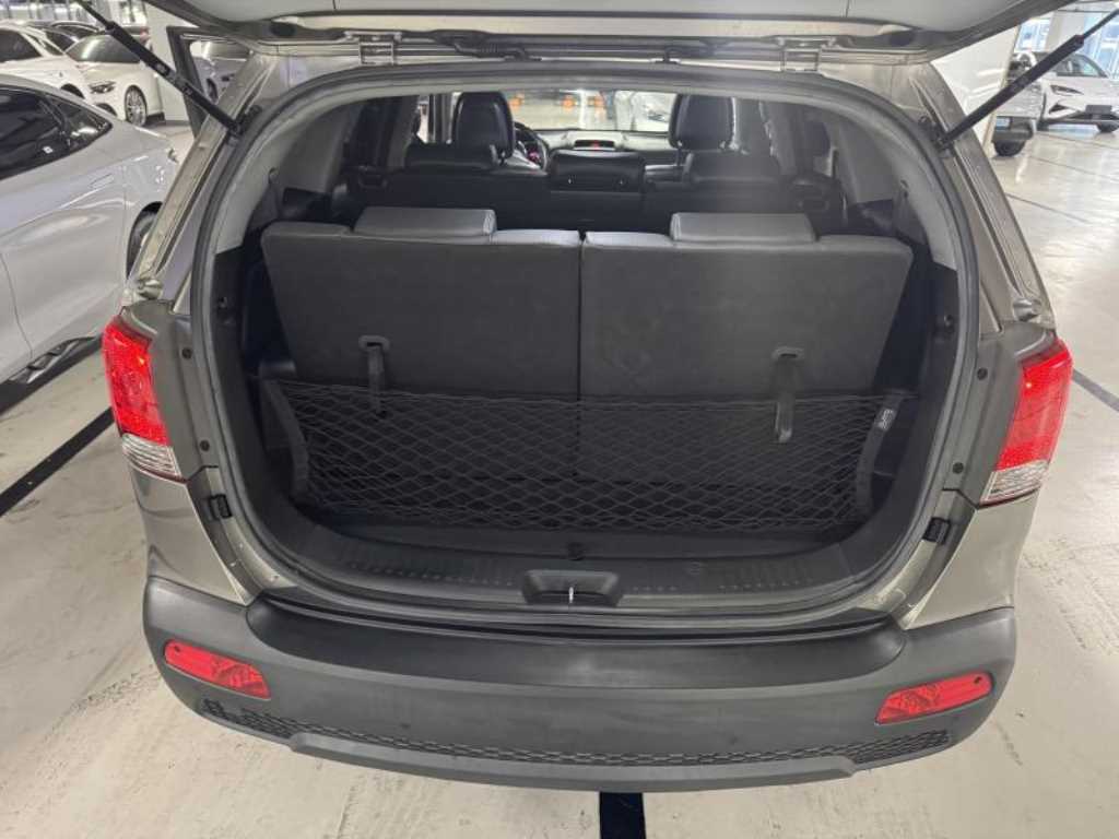 KIA Sorento 2011 Gris - Importación desde Corea - HF Imports Iquique - Foto 17