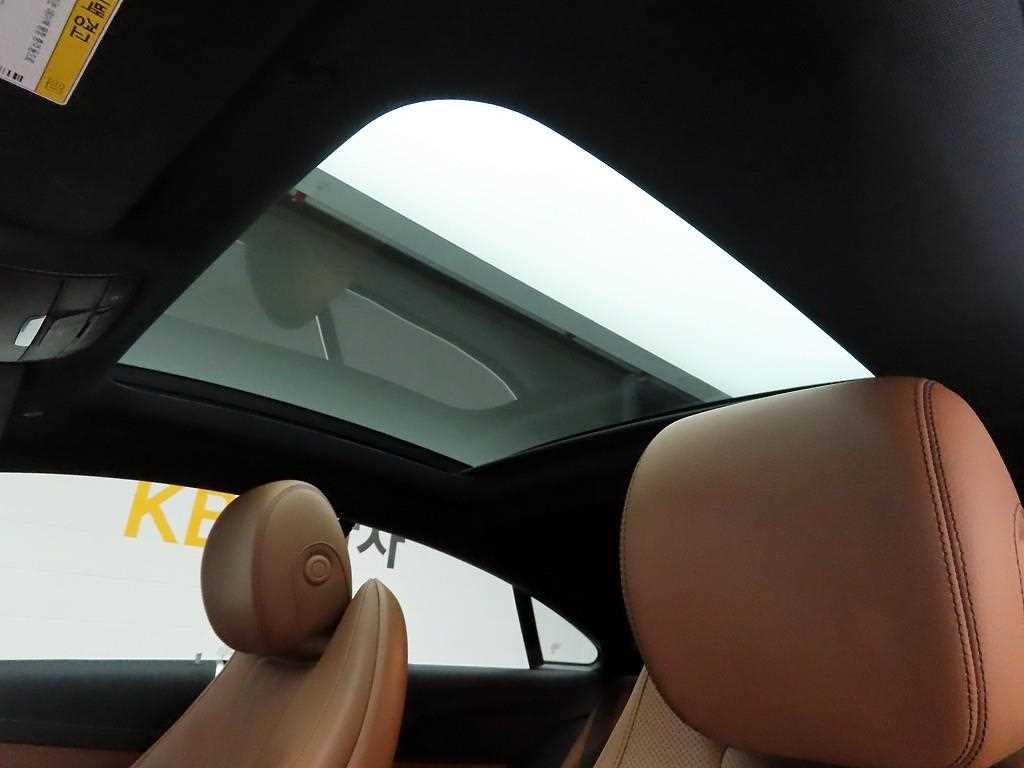 Mercedes Benz E class 2020 Negro - Importación desde Corea - HF Imports Iquique - Foto 17