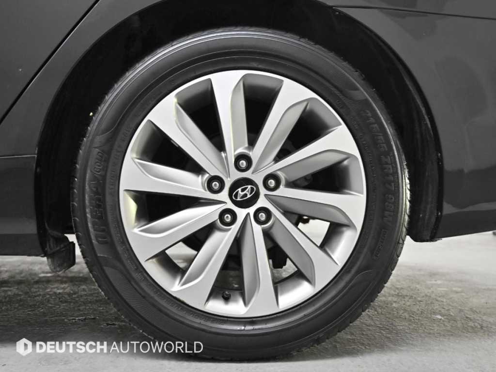 HYUNDAI Sonata - Vista 5