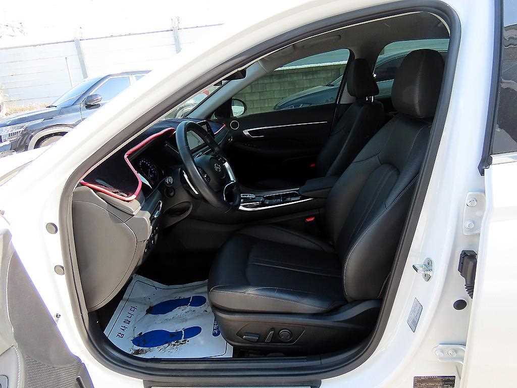 HYUNDAI Sonata - Vista 5