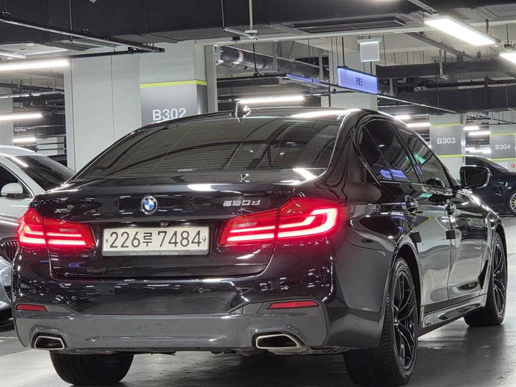 BMW 5 Series - Vista 2