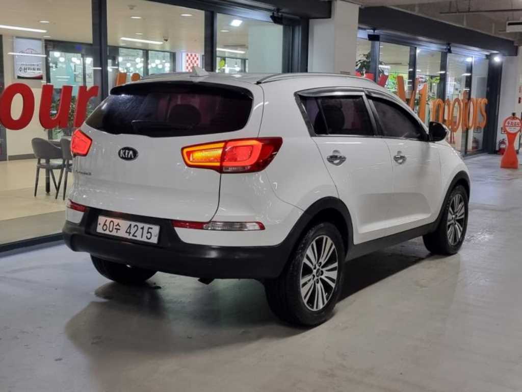KIA Sportage - Vista 4