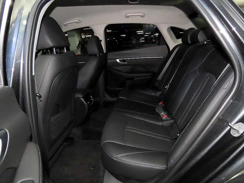 HYUNDAI Sonata - Vista 7