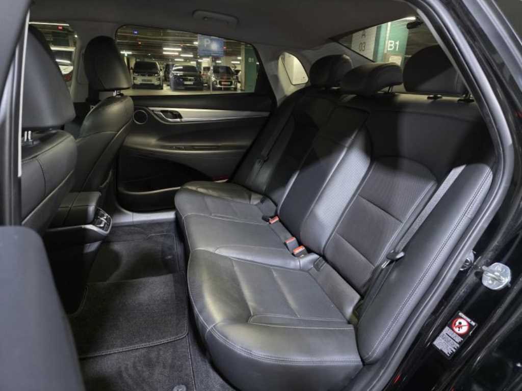 HYUNDAI Grandeur - Vista 8