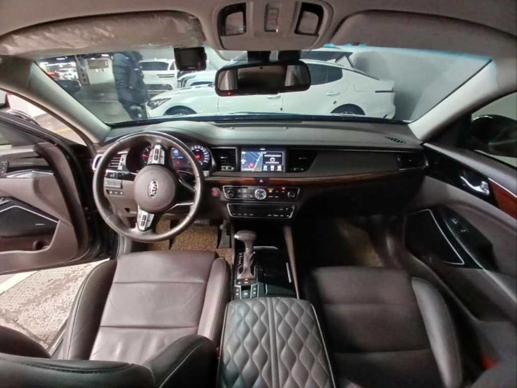 KIA K7 - Vista 6