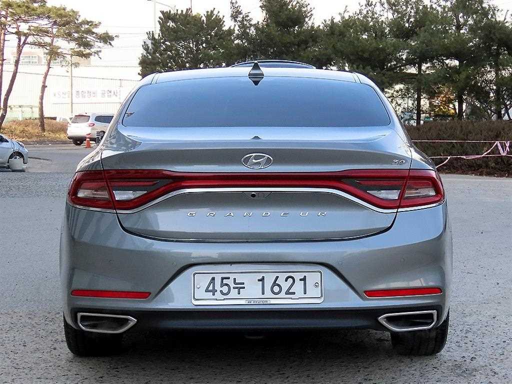 HYUNDAI Grandeur - Vista 4