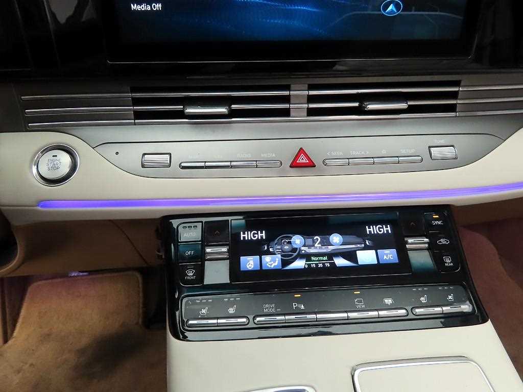 HYUNDAI Grandeur - Vista 10