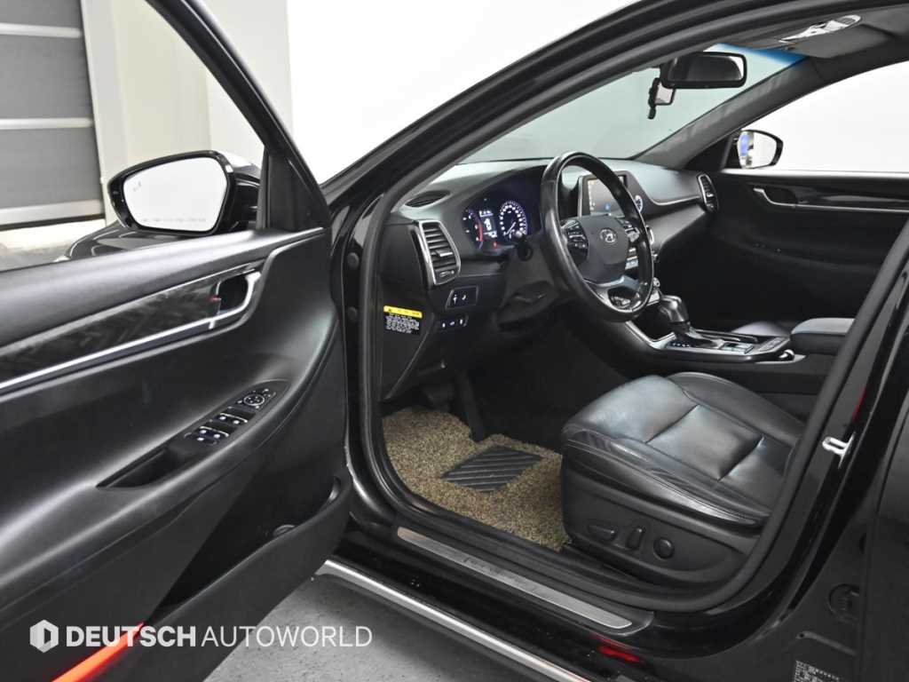 HYUNDAI Grandeur - Vista 11