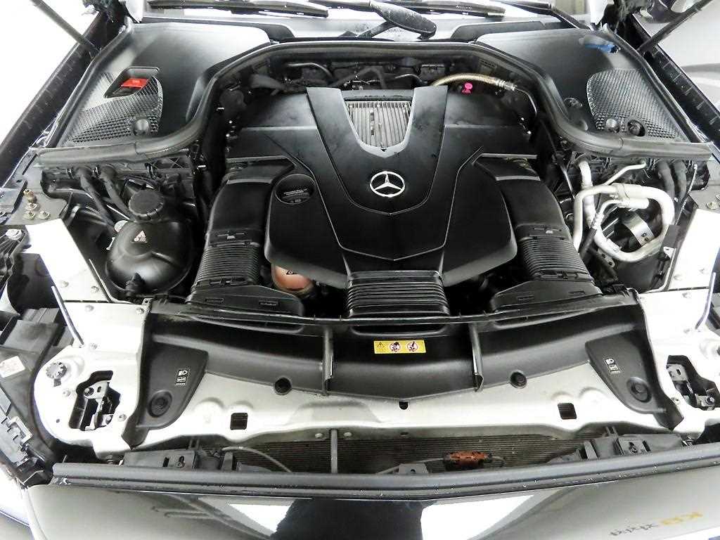 Mercedes Benz E class 2020 Negro - Importación desde Corea - HF Imports Iquique - Foto 20